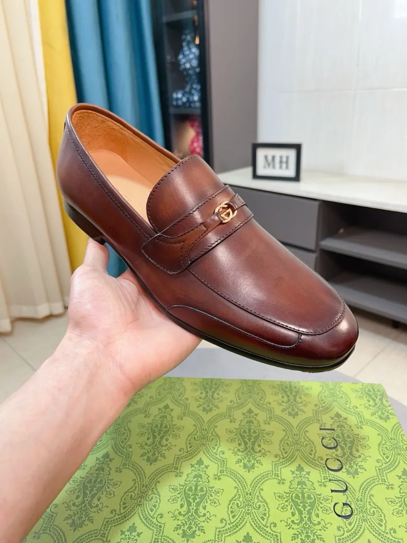 Men's shoes 💰500🌹🌹【GUCCI】The most popular classic Gucci leather shoes. Synchronized with the official website, the upper is made of Italian first-layer cowhide ➕cowhide lining, with unique brand and unique craftsmanship. Highlighting the hot style of the new year. Stop hesitating, stop wandering, get it now. Number: 38--44